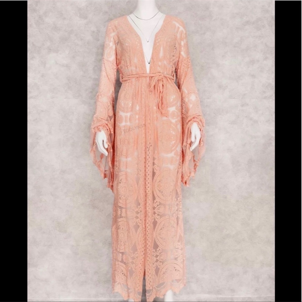 Boho Peachy Cream Scalloped Embroidered Malie Kimono Duster, Stressed Lace - Picture 8 of 8